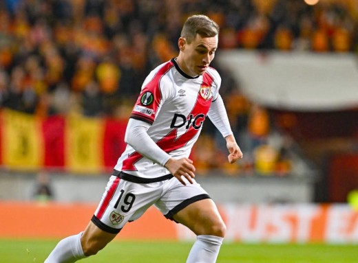 De Frutos cae lesionado de la rodilla y podría ser grave