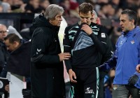 Un nuevo defensa lesionado en el Real Betis Un nuevo defensa lesionado en el Real Betis