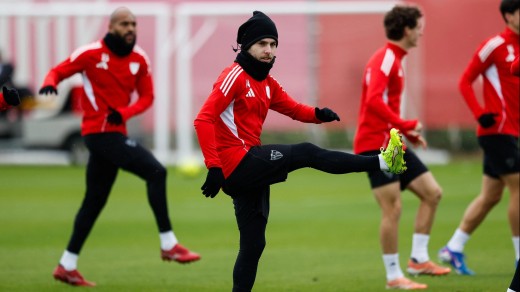 El Sevilla suma dos nuevas bajas en el entrenamiento de este viernes El Sevilla suma dos nuevas bajas en el entrenamiento de este viernes