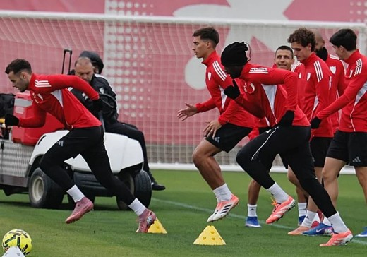 Novedades en el Sevilla con el estado de Isaac Romero