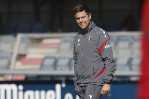 Lisci sobre Raúl Moro, Javi Galán, Aimar Oroz, Becker, las lesiones, el sistema y el Villarreal