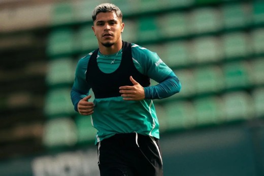 Última hora sobre la lesión de Cucho Hernández y las molestias de Antony