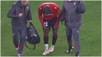 Much concern in Osasuna for Boyomo's injury Much concern in Osasuna for Boyomo's injury