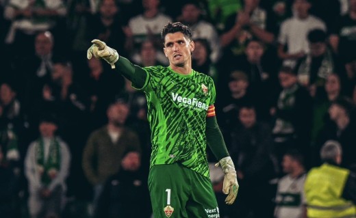 La prensa de Elche cree que Dituro y Tete Morente serán titulares ante Osasuna