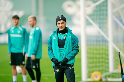 Antony causa baja este viernes y última hora sobre Cucho, Bellerín y Chimy