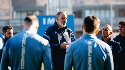 Dos nuevas bajas en el entrenamiento de la Real Sociedad