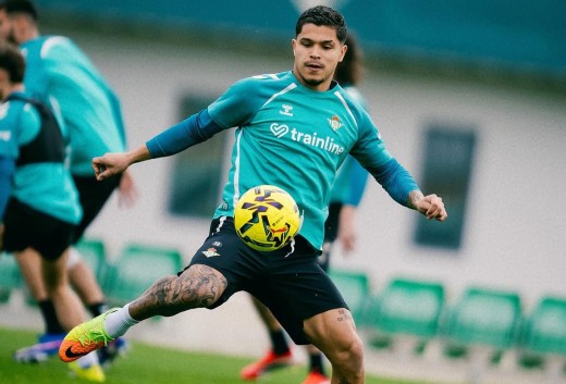 Diario de Sevilla cree que el Cucho Hernández será titular ante el Sevilla Diario de Sevilla cree que el Cucho Hernández será titular ante el Sevilla