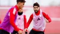 ¿Por qué no juega Maupay ante el Betis?