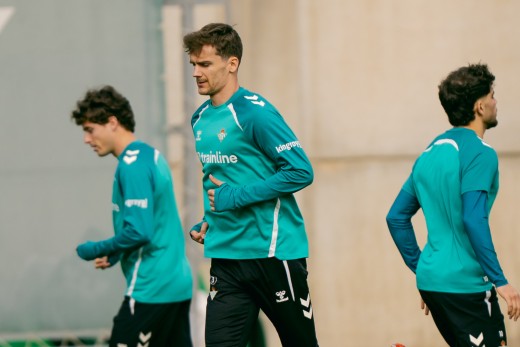 Llorente se queda fuera ante el Celta y Pellegrini recupera a Amrabat