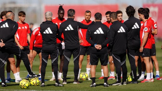 El Sevilla recupera a varias piezas clave en el entrenamiento de este lunes