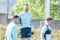 El Athletic gana efectivos en defensa pero pierde a Beñat Prados en la sesión de hoy