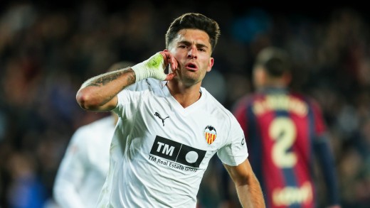 Hay un nuevo lesionado en la delantera del Valencia Hay un nuevo lesionado en la delantera del Valencia