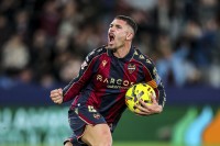 Dela remains on the sidelines after tests: doubtful for La Cerámica