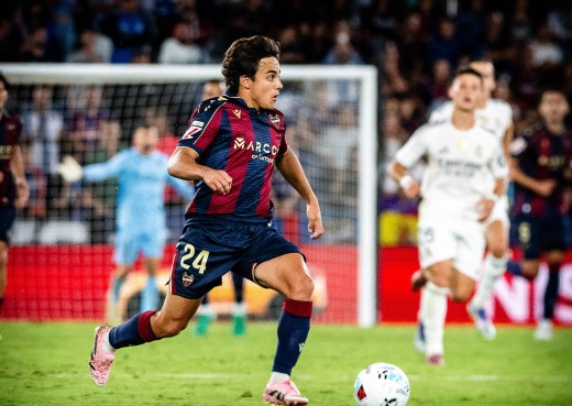 Levante golpeado: caen Álvarez y Tunde en momento decisivo final