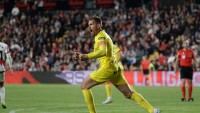 Stuani enfría Vallecas y rescata al Girona en el último suspiro