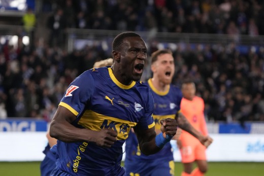 Diabaté da aire al Alavés y deja al Barça sin la Liga de los 100 puntos