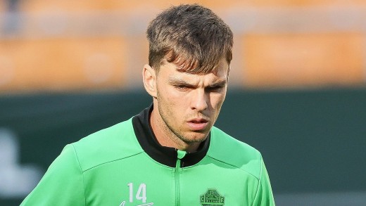 Febas explica su adiós al Elche entre emoción y agradecimiento Febas explica su adiós al Elche entre emoción y agradecimiento