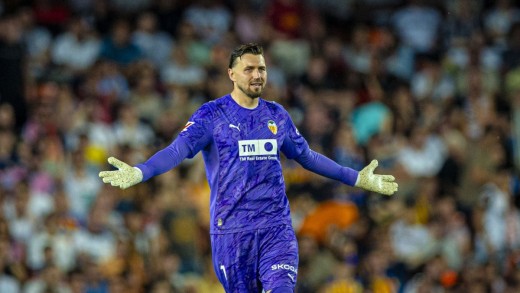 Dimitrievski seguirá en Mestalla hasta 2028