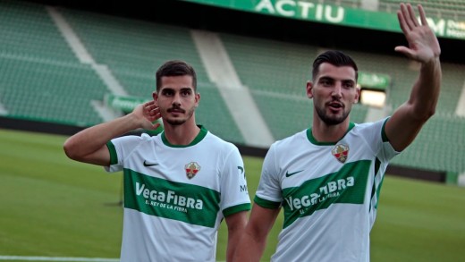 Bragarnik pierde sus goles y obliga al Elche a reconstruirse Bragarnik pierde sus goles y obliga al Elche a reconstruirse