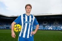 Koski, blindado: el Alavés ata a su central hasta 2031 Koski, blindado: el Alavés ata a su central hasta 2031