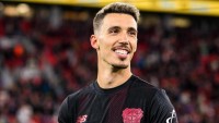 Tras el volantazo de Cucurella, el Atlético se lanza a por Grimaldo Tras el volantazo de Cucurella, el Atlético se lanza a por Grimaldo