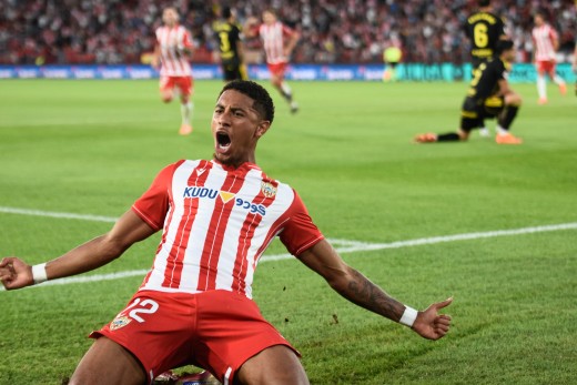 El Valencia acelera otro fichaje para el lateral