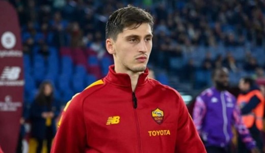 Levante, Elche y Rayo se disputan a Kumbulla