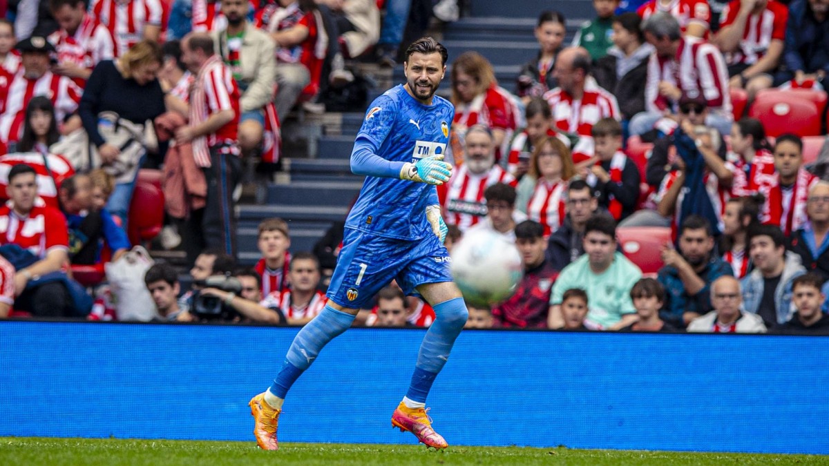Guía Fantasy del Valencia CF 2026/27: plantilla, once tipo y jugadores recomendables