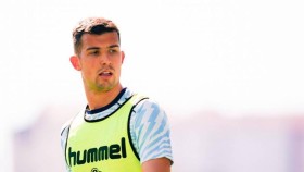Carlos Domínguez heads to Oviedo to get more minutes