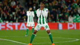 Junior Firpo on the way out: Betis looking for a solution at left-back