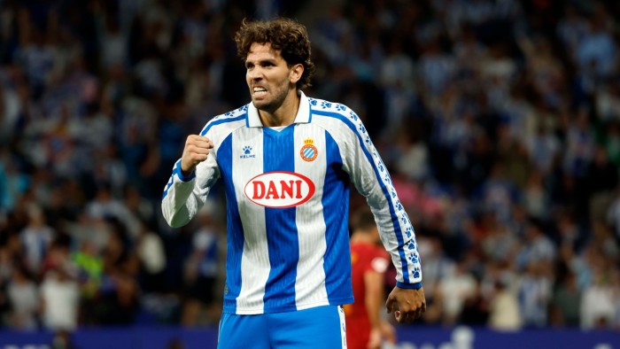 ¿Por qué no va a jugar Cabrera ante el Levante? ¿Cuántos partidos estará fuera?