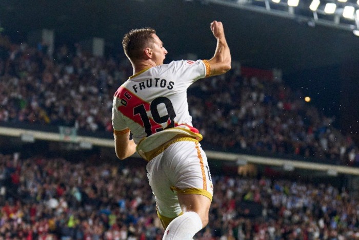 De Frutos entra en el radar del Villarreal si saliese Ayoze