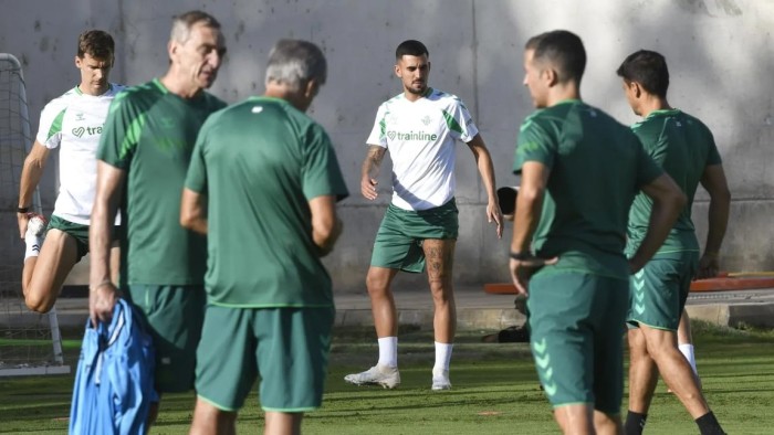 Abde misses out before facing Real Madrid and Ceballos gains options at Betis