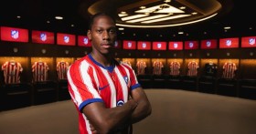 Why couldn't Jonathan David make his debut?