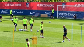 Atl&eacute;tico de Madrid trial: Juli&aacute;n &Aacute;lvarez starts