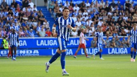 Garcés tears his ACL just weeks away from returning