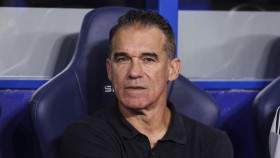 Luis García clarifies the starting spots for Stassin and Isaac