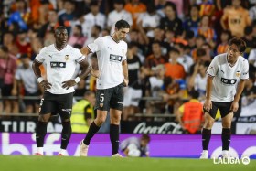 Tarrrega leaves the field against Sevilla with an injury