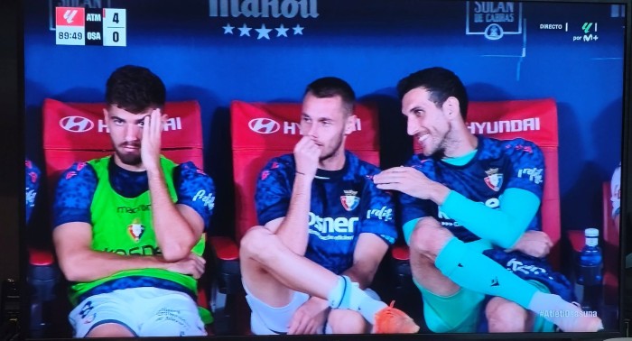 Duras críticas a Sergio Herrera por su actitud en el banquillo