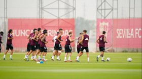 Vargas and Kike Salas take a key step ahead of Sevilla-Aston Villa Vargas and Kike Salas take a key step ahead of Sevilla-Aston Villa