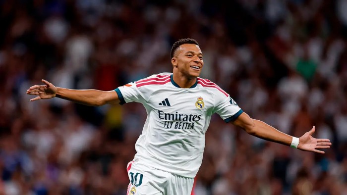 Mbappé  muestra su recuperación, pero sigue siendo duda para la jornada 8
