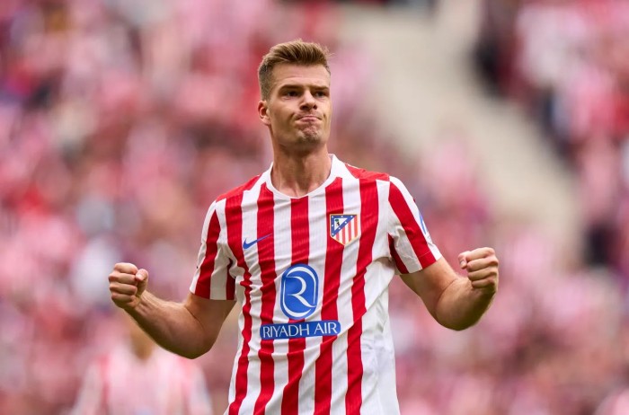 Sorloth vuelve al Atlético y se encuentra con un problema: la competencia