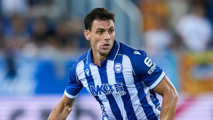 Alerta con Lucas Boyé, no pudo completar en entrenamiento de esta mañana.
