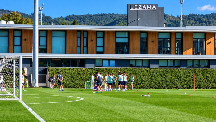 Nico Williams, Sancet y Laporte no entrenan en la jornada de hoy