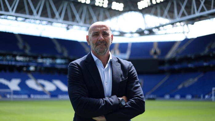 Cinco candidatos en la agenda de Monchi tras la destitución de Manolo González